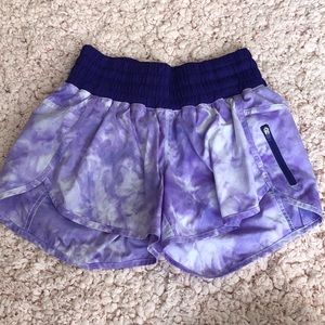 Lululemon tracker shorts!